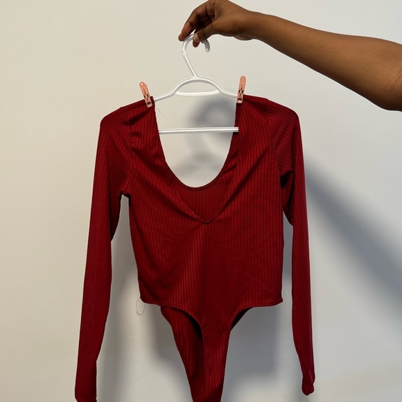 Revamped red ribbed bodysuit - Picture 3 of 3
